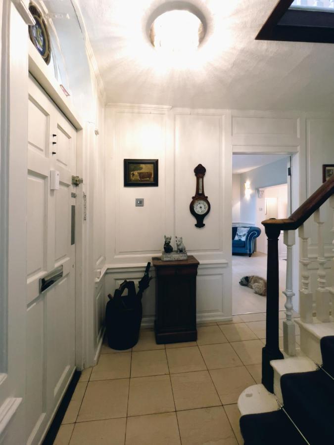 Manor House Of Cheshunt- Historic Villa Esterno foto